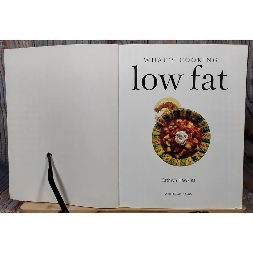 What's Cooking Low Fat by‎ Kathryn Hawkins